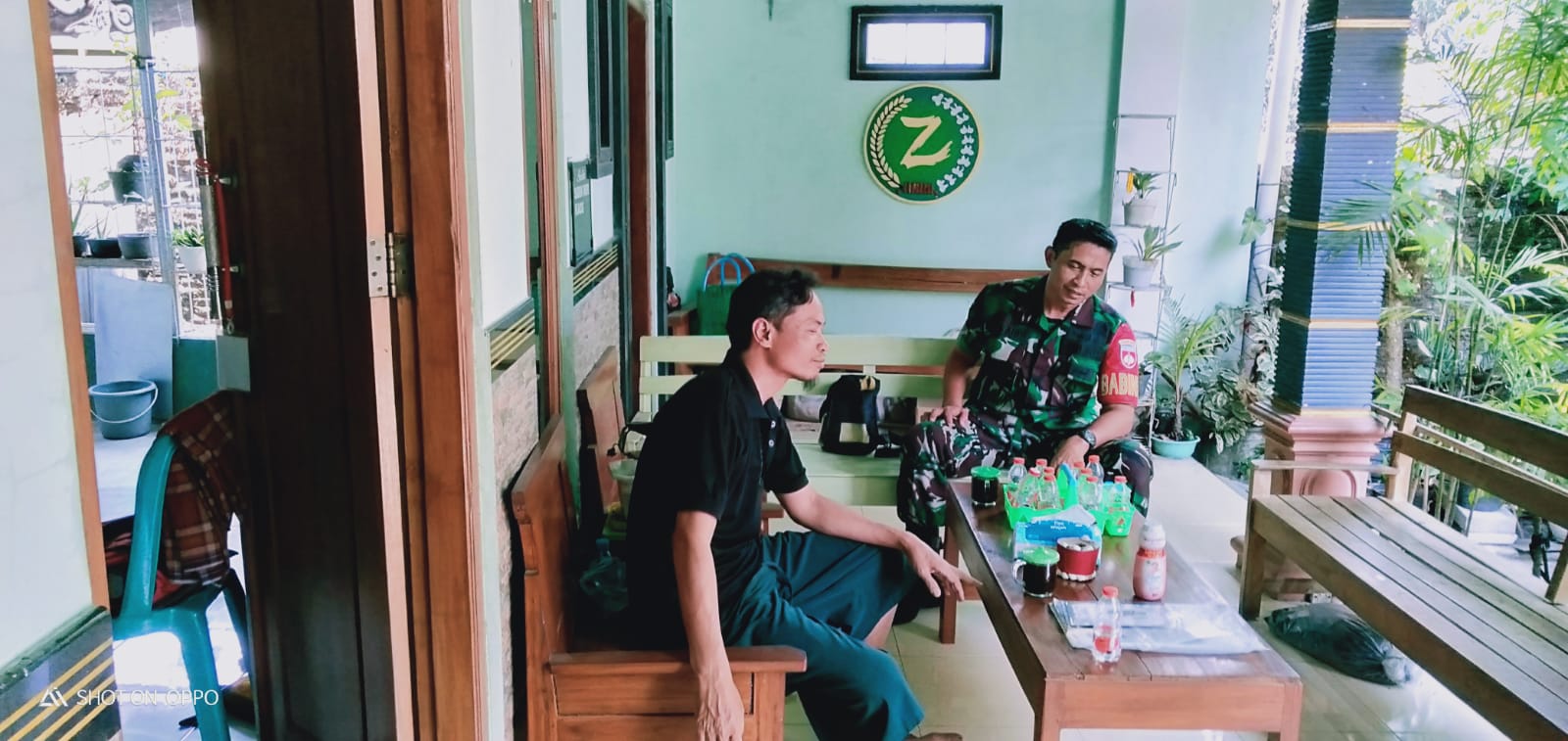 Babinsa Sunardi : Musim Hujan, Ancaman penyakit Mengintai: Tetap Waspada! Babinsa Sunardi : Musim Hujan, Ancaman penyakit Mengintai: Tetap Waspada!