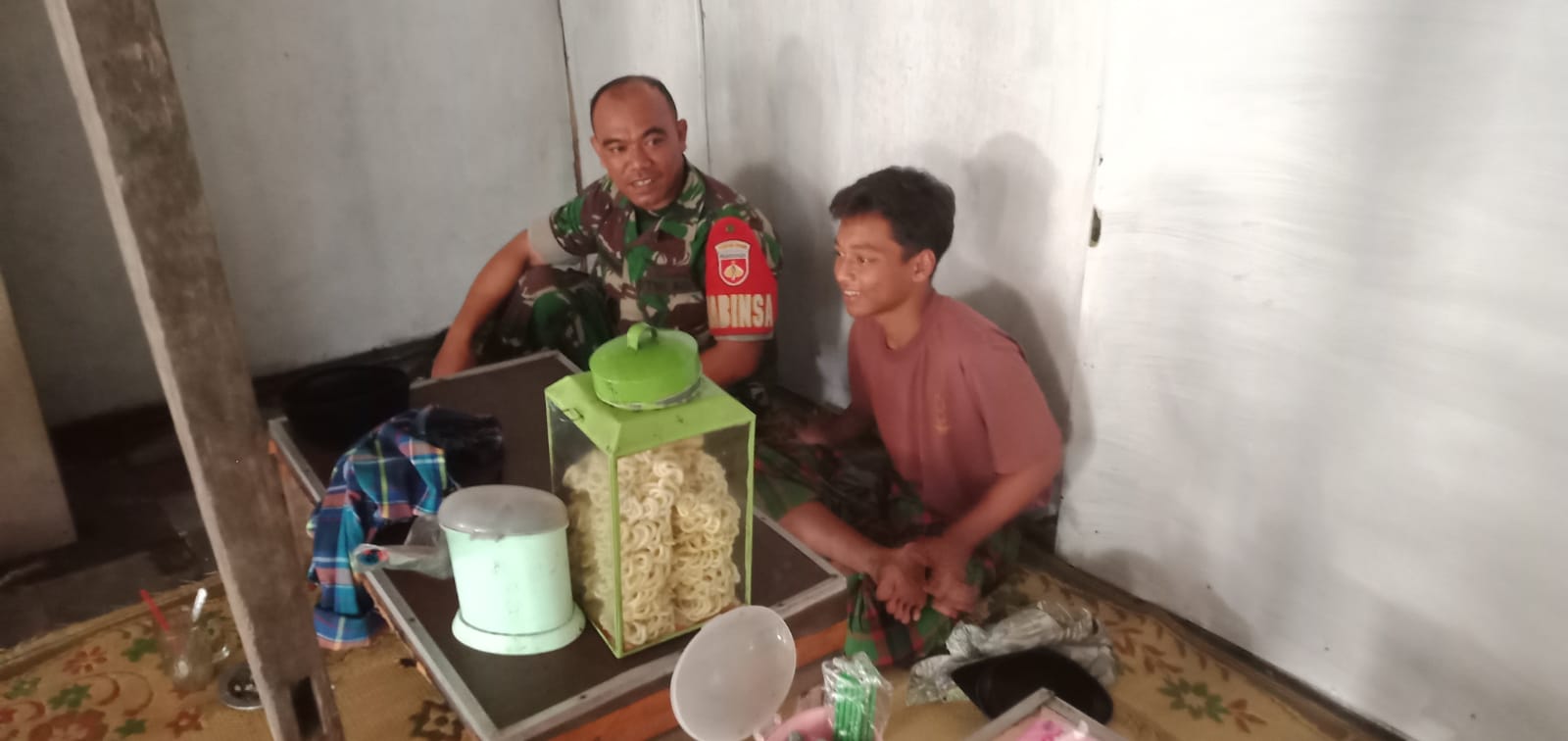 Babinsa Desa Glonggong Berikan Edukasi Cegah Kenakalan Remaja