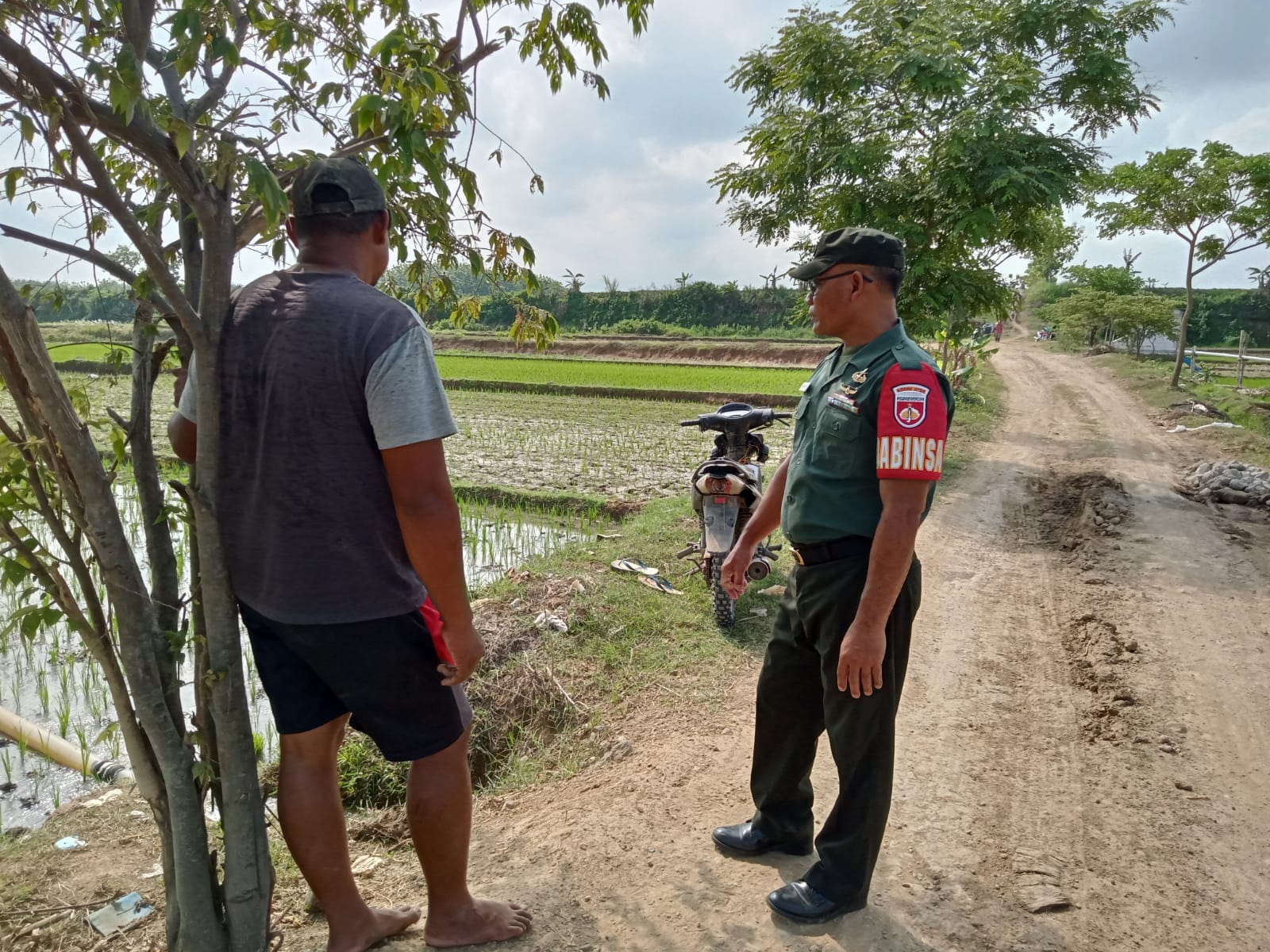 Waspada Banjir, Warga Diimbau Tingkatkan Gotong Royong Waspada Banjir, Warga Diimbau Tingkatkan Gotong Royong