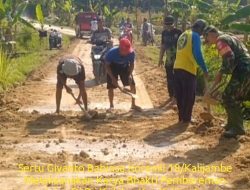 Gerak Cepat Babinsa Bantu Pembereman Jalan