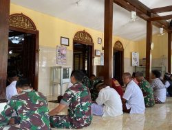 Satgas TMMD Reg 119 Kodim 0725/Sragen Sholat Jum’at terakhir di Gedongan Satgas TMMD Reg 119 Kodim 0725/Sragen Sholat Jum’at terakhir di Gedongan