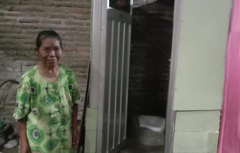 Jamban sehat dari TNI untuk Mbah Partini Jamban sehat dari TNI untuk Mbah Partini