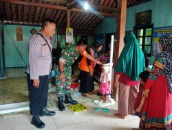 Bentuk Kepedulian Kesehatan Balita Babinsa Dampingi Kegiatan Posyandu Bentuk Kepedulian Kesehatan Balita Babinsa Dampingi Kegiatan Posyandu