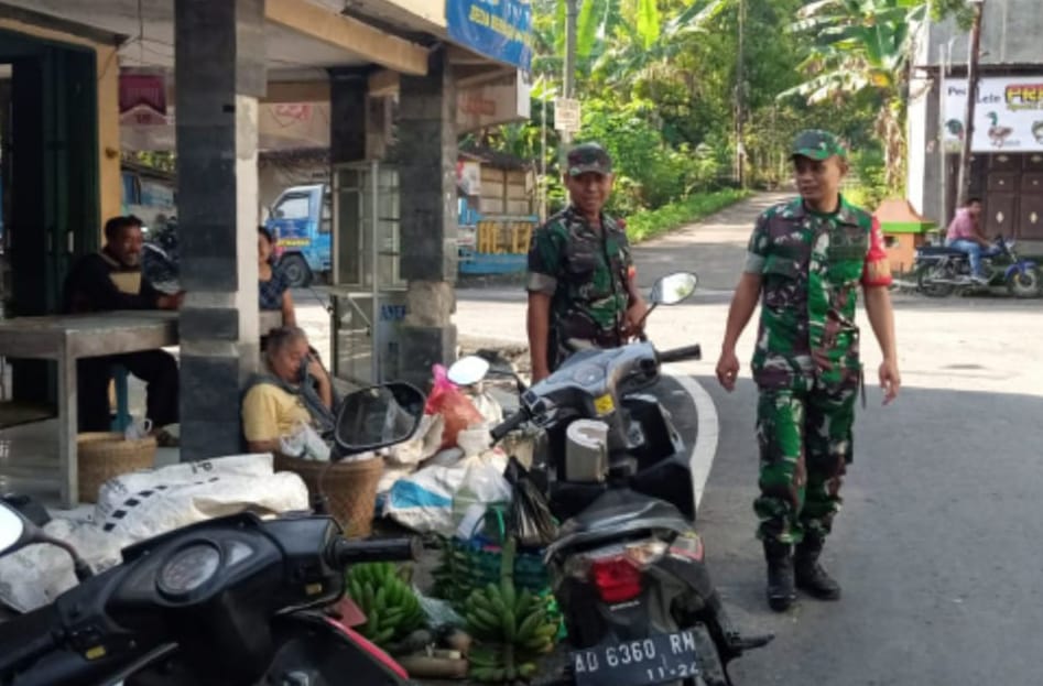 Jaga Kondusifitas Babinsa Monitoring Wilayah