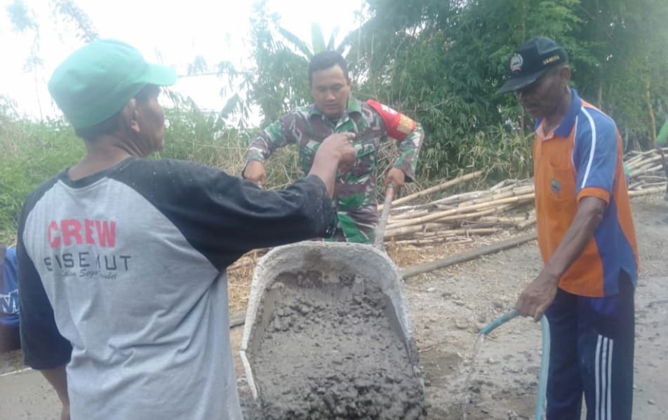 Cor Jalan Bersama Warga Wujudkan Kemanunggalan TNI dan Rakyat