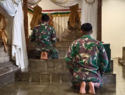 Anggota Satgas TMMD Ziarah Ke Makam Butuh Anggota Satgas TMMD Ziarah Ke Makam Butuh