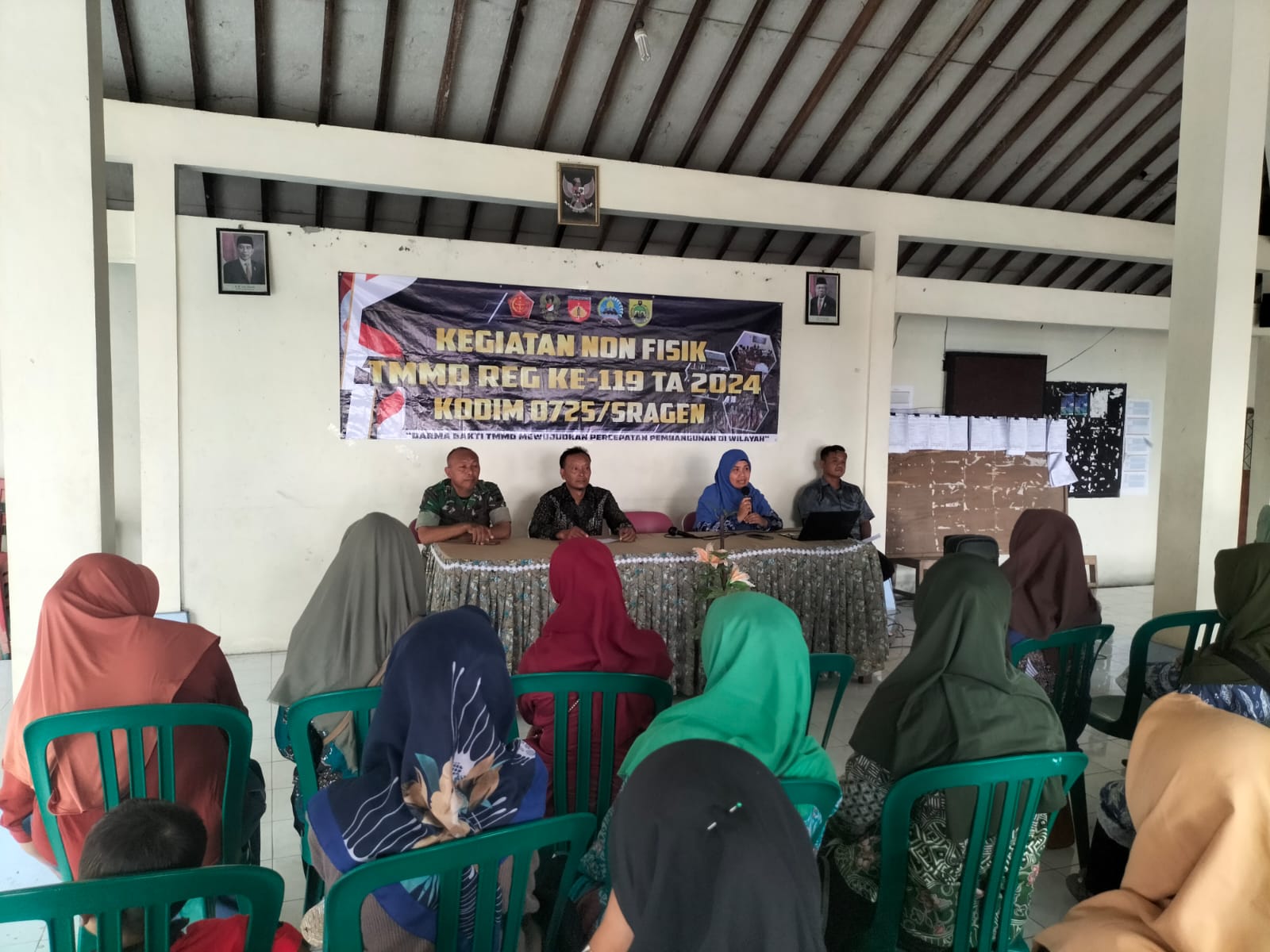 TMMD Reguler Ke-119 Kodim Sragen Gelar Penyuluhan Kesehatan Lingkungan dan PTM TMMD Reguler Ke-119 Kodim Sragen Gelar Penyuluhan Kesehatan Lingkungan dan PTM