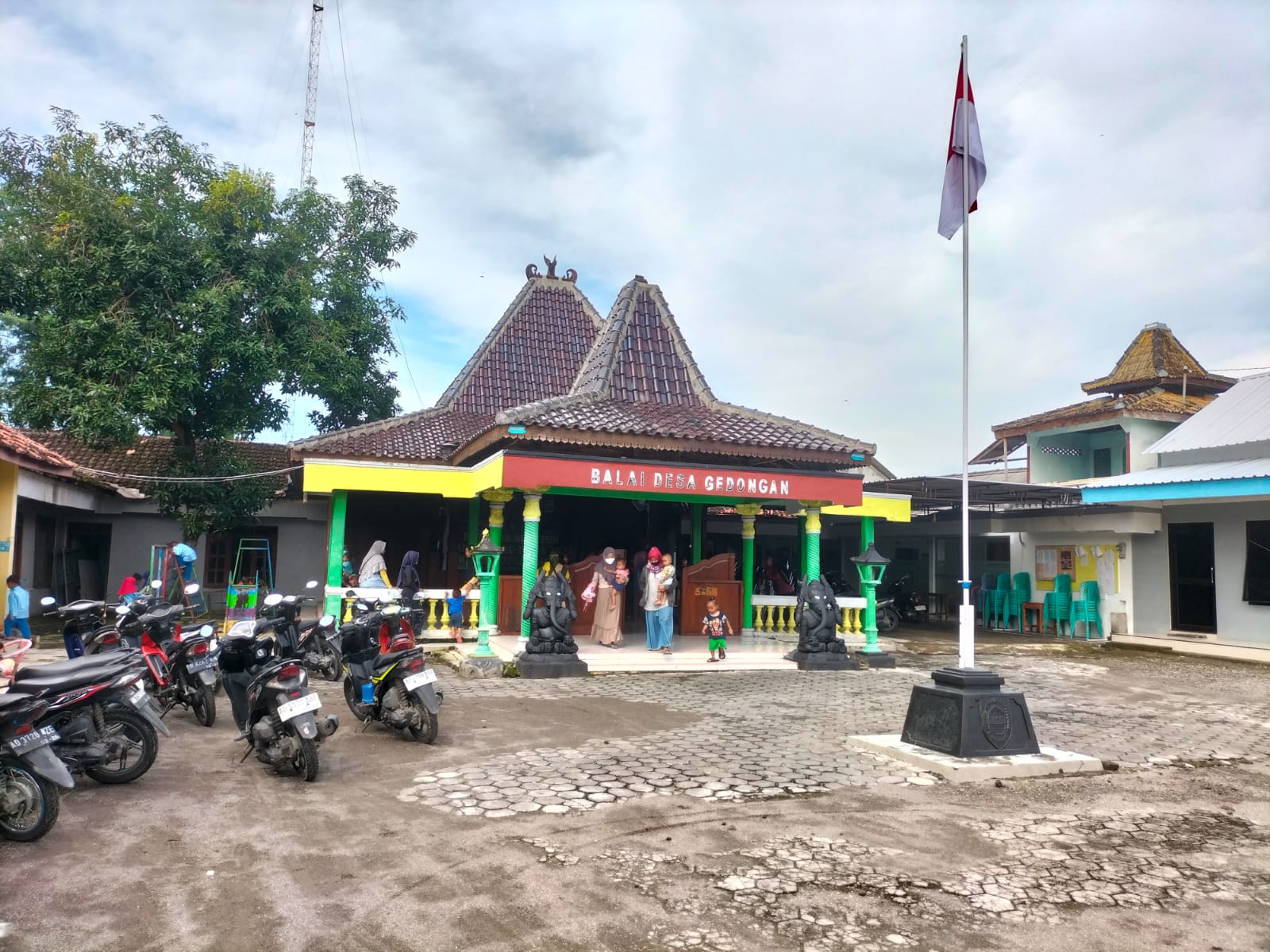 Kantor Desa Dipersiapkan Untuk Transit Upacara Penutupan TMMD Kodim Sragen