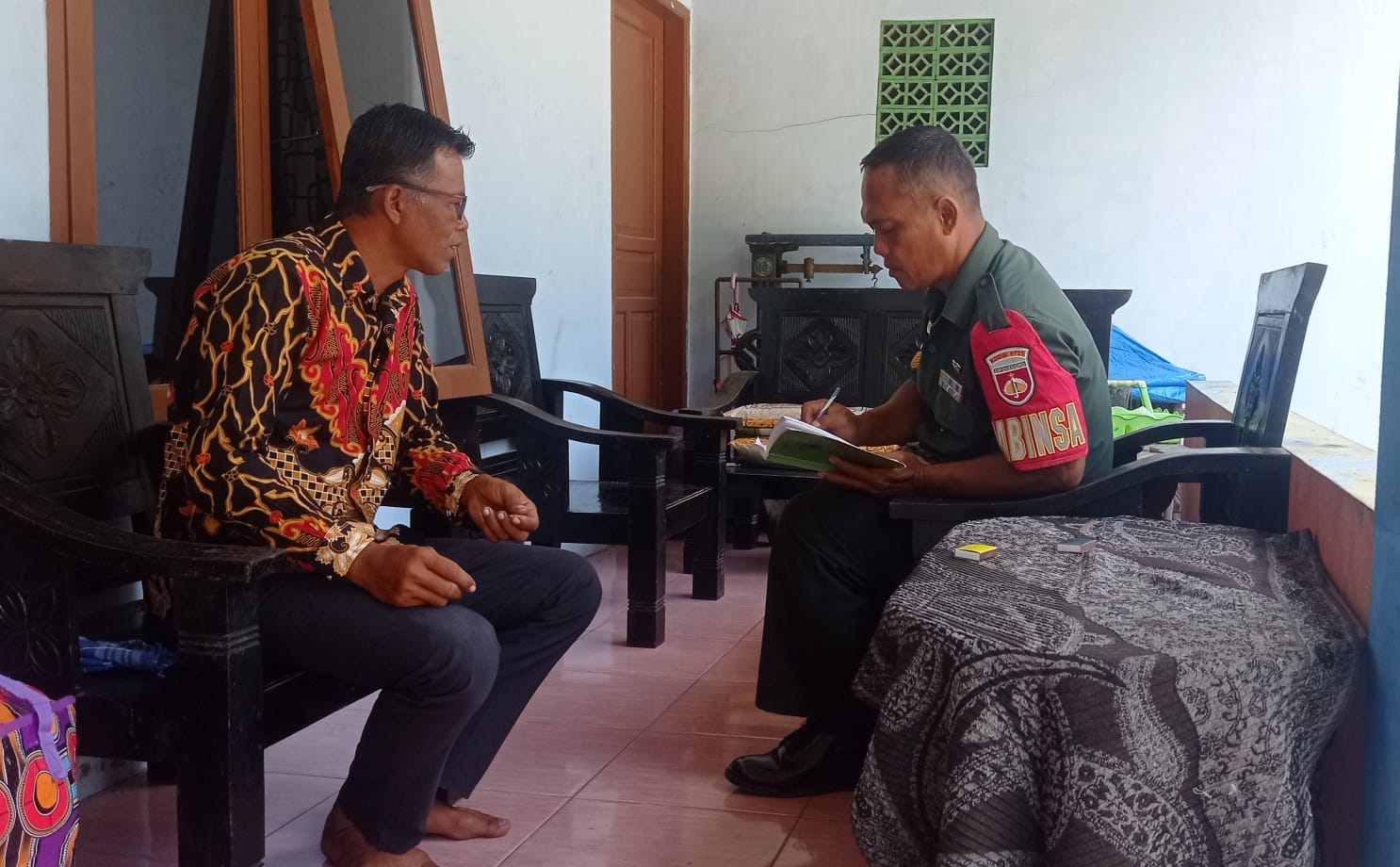 Warga Jenalas Diimbau Tak Berkendara Saat Hujan Disertai Angin Kencang