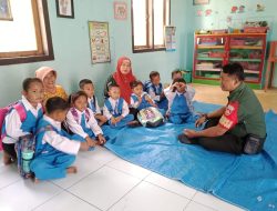 Seperti Apa Menanamkan Rasa Cinta Tanah Air Pada Anak Usia Dini? Berikut Cara dan Tips Yang Disampaikan Babinsa!   