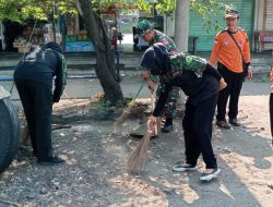 Peduli Kebersihan Lingkungan Dengan Kerja Bakti