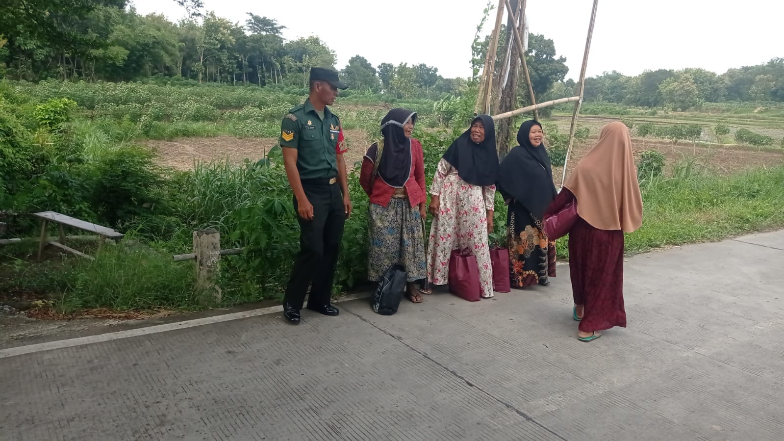 Ini Imbauan Babinsa Tegaldowo Kepada Lansia