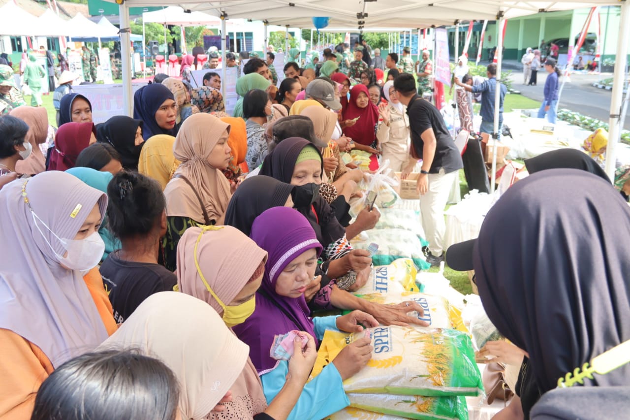 Ketiga kali dibulan Ramadhan, Kodim Sragen gelar pasar murah