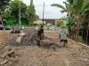 Sinergi TNI Bersama Rakyat, Babinsa Bantu Bangun Rumah Warga