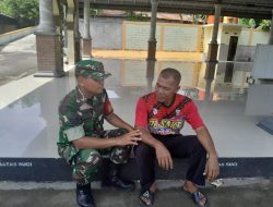 Babinsa Imbau Warga Aktifkan Poskamling Untuk Cegah Aksi Kriminal