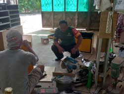 Kunjungi Pengrajin Sound System Babinsa Menekuni Usahanya