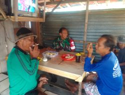 Babinsa Komsos: Membangun Hubungan Akrab di Warung Hik