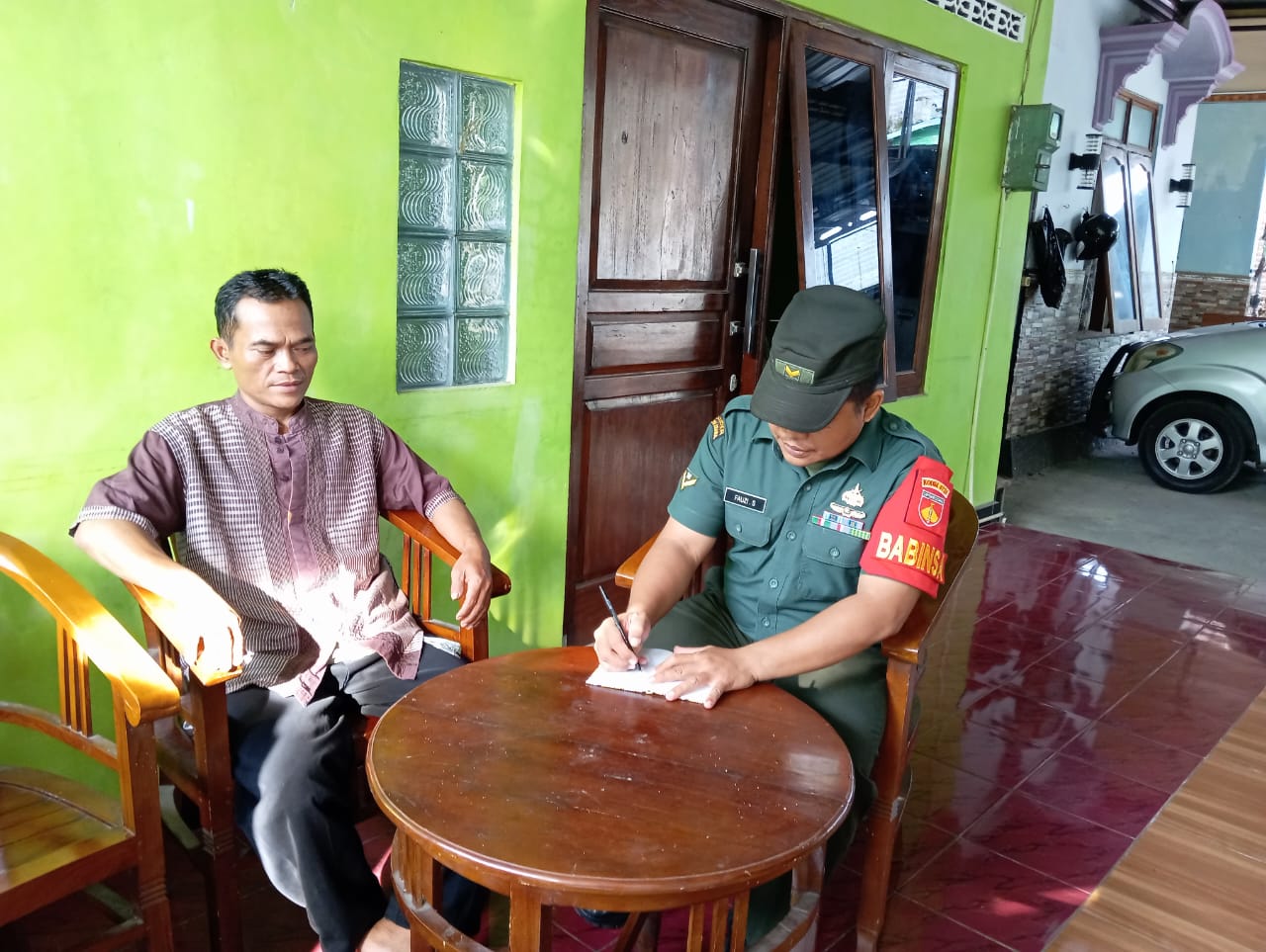 Silahturahmi Babinsa Dapat Membangun Kepercayaan dan Kerjasama yang Kuat dengan Warga Desa