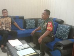 Babinsa Komunikasi dengan Aparat Desa Demi Sinergi untuk Kemajuan Bersama