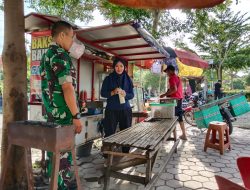 Harmonis, Komsos Babinsa Saradan dan Pedagang Kaki Lima