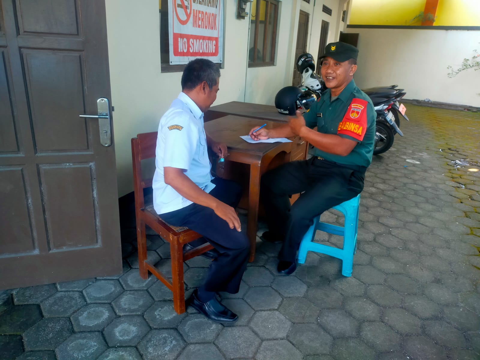 Kehadiran Babinsa Komsos Dengan Appem Tingkatkan Kesadaran dan Partisipasi Masyarakat Dalam Berbagai Program Pembangunan Desa