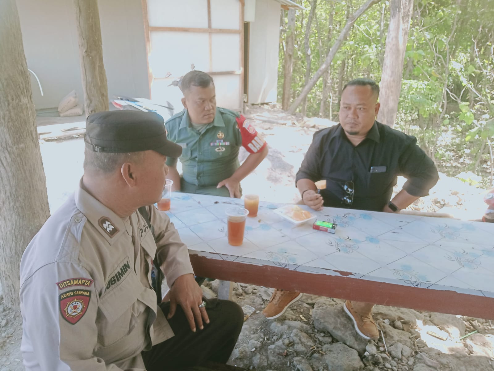 Silaturahmi Sebagai Upaya Untuk Mempererat Hubungan Antara Babinsa dan Tokoh Masyarakat