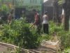 Peduli Lingkungan, Babinsa Kerja Bakti Pembersihan Lingkungan