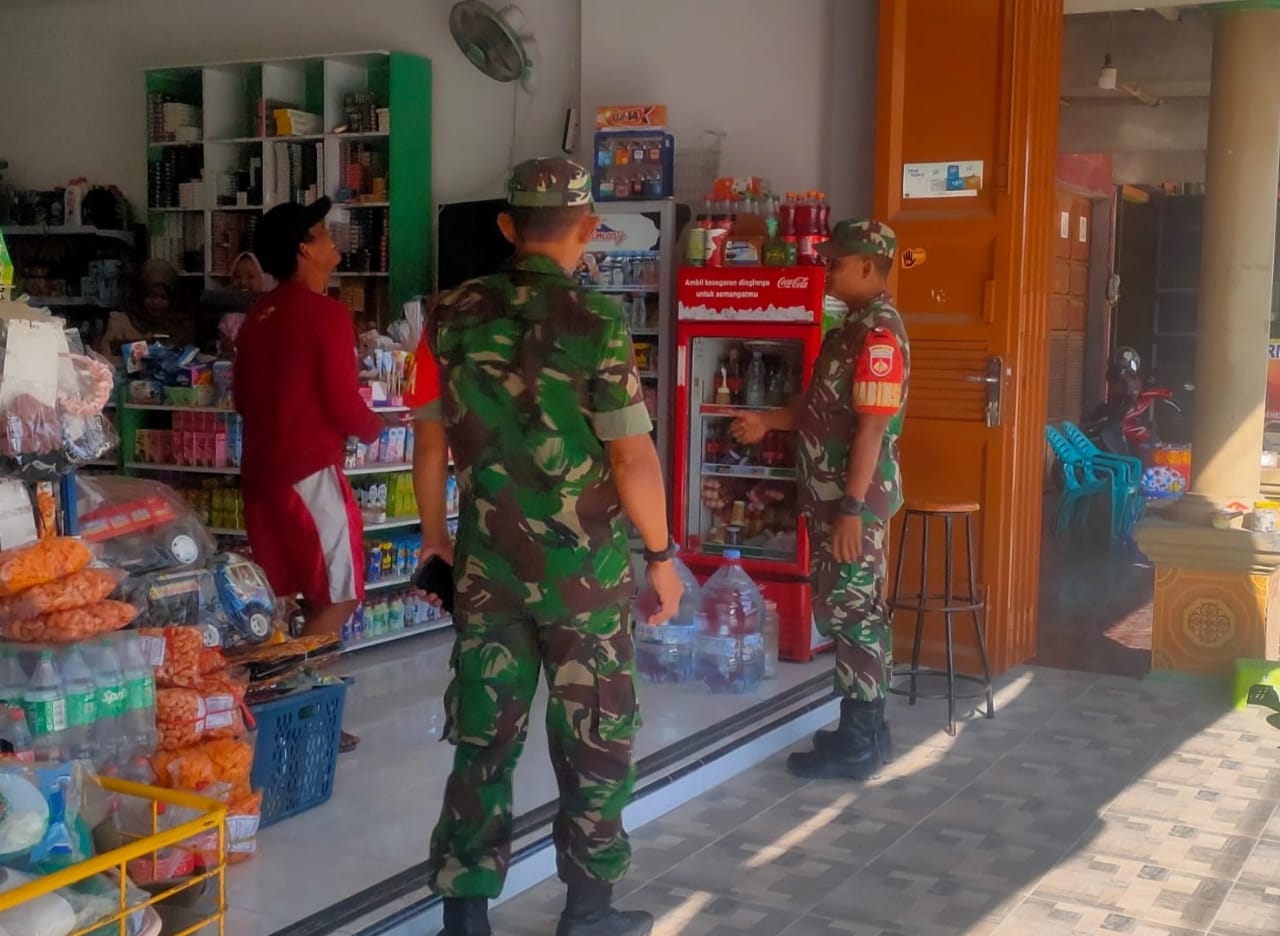 Babinsa Patroli Wilayah: Menjaga Ketertiban Masyarakat dan Kedekatan dengan Warga