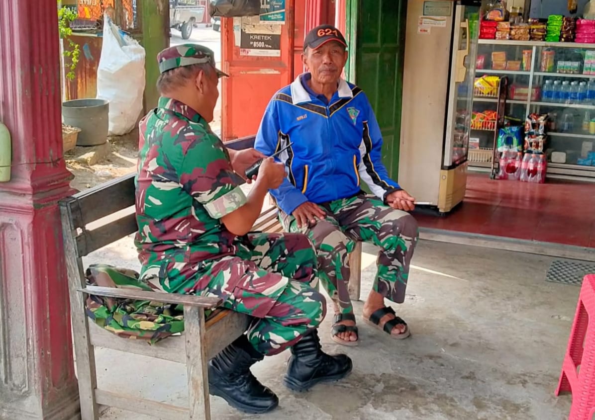 Kerjasama Babinsa dan Pemuda dalam Membangun Desa