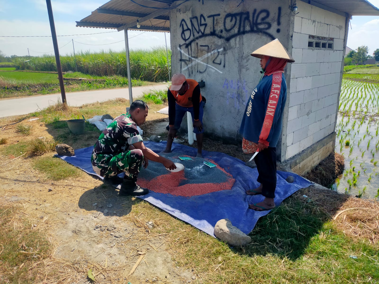 Keberadaan Babinsa Sebagai Mitra Bagi Petani