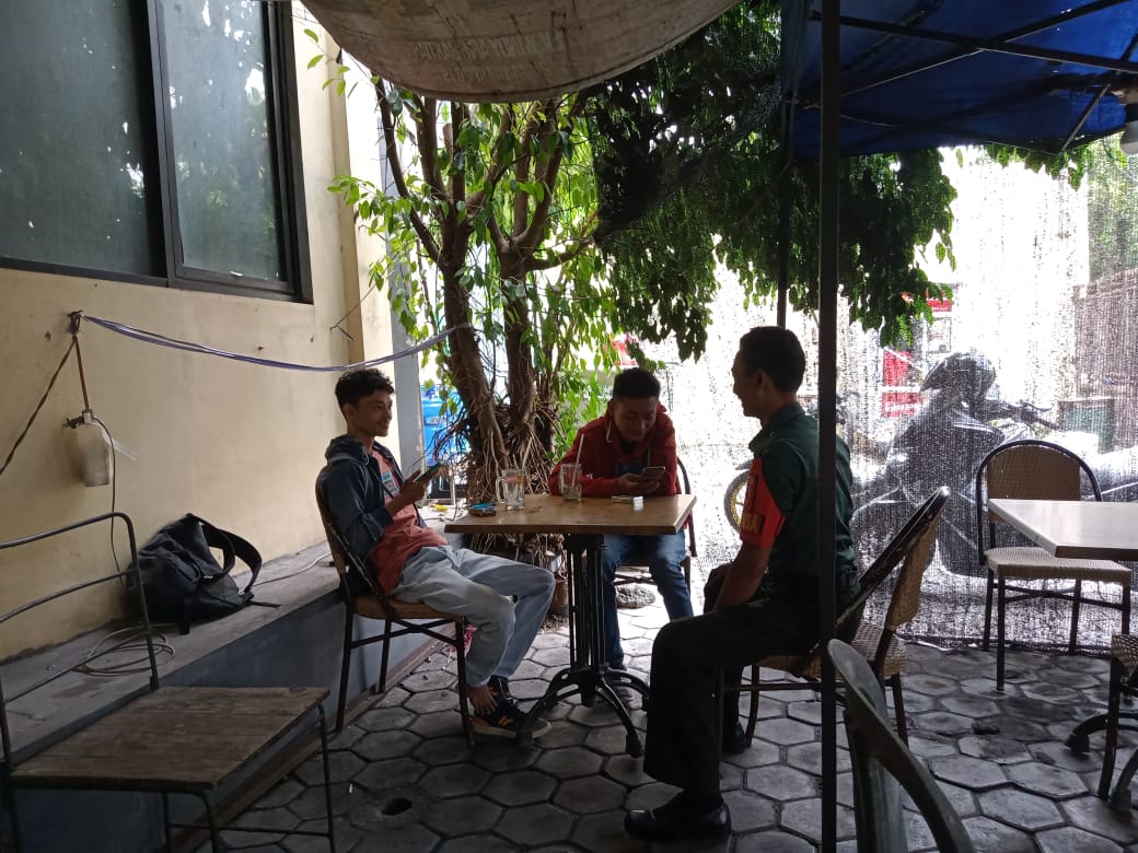 Musim Kemarau, Babinsa Ingatkan Warga Waspada Kebakaran