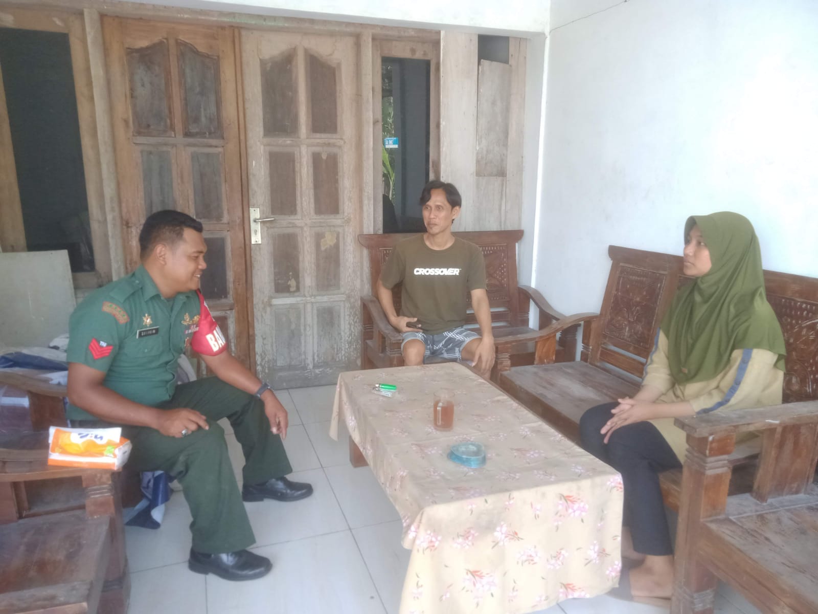 Dengarkan Keluhan Warga Wujud Kedekatan Babinsa dan Warga