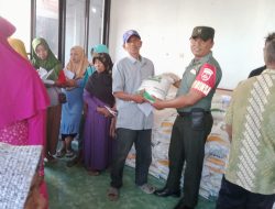 Babinsa Memastikan Kelancaran Distribusi Bantuan Beras Dari Pemerintah