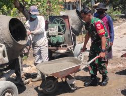 Babinsa Berperan Aktif dalam Perbaikan Talud Jalan Desa, Wujud Sinergitas TNI dan Masyarakat