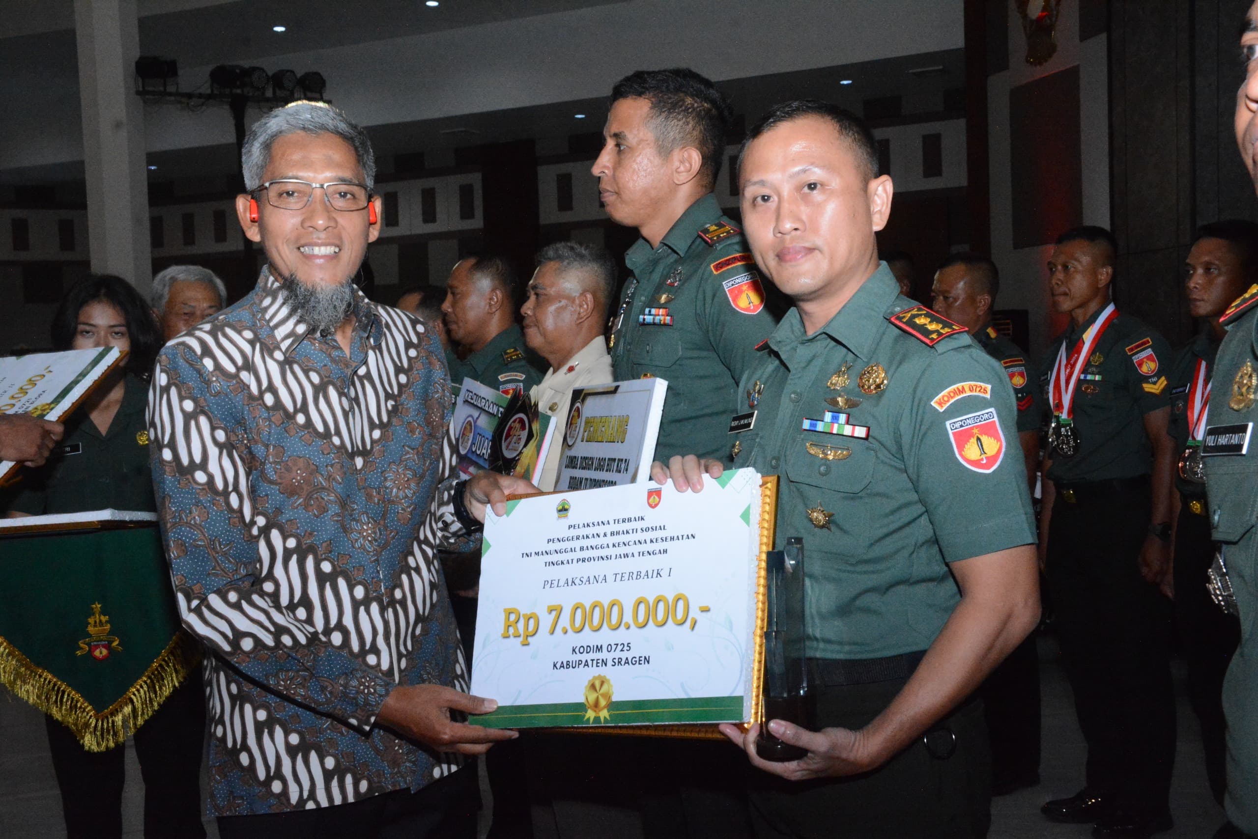 Wow..Kodim Sragen raih Juara 1 Pelaksana Terbaik Pergerakan dan Bakti sosial pelayanan KB tingkat Provinsi.