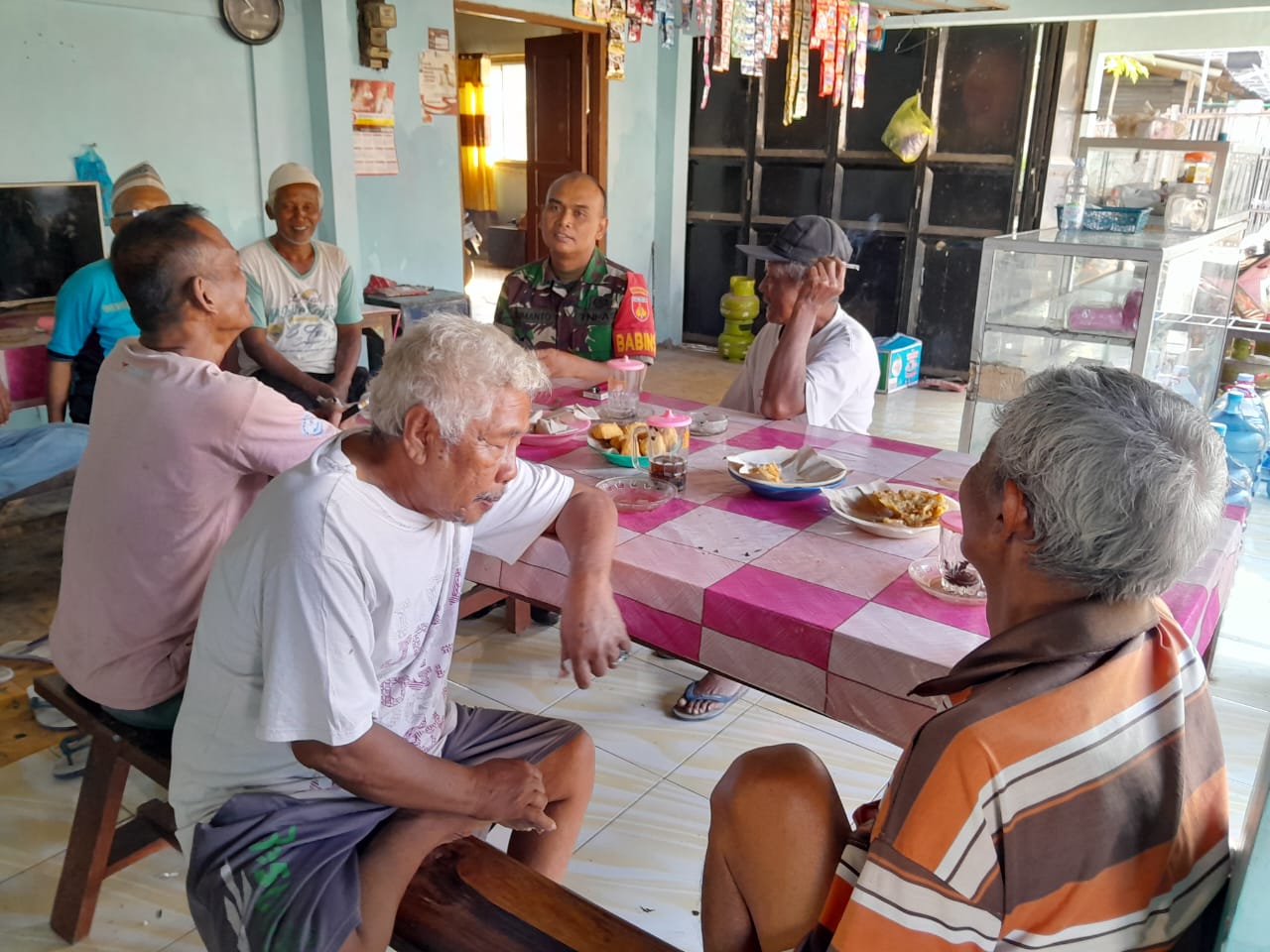 Babinsa, Jembatan Emas yang Menghubungkan TNI dengan Rakyat