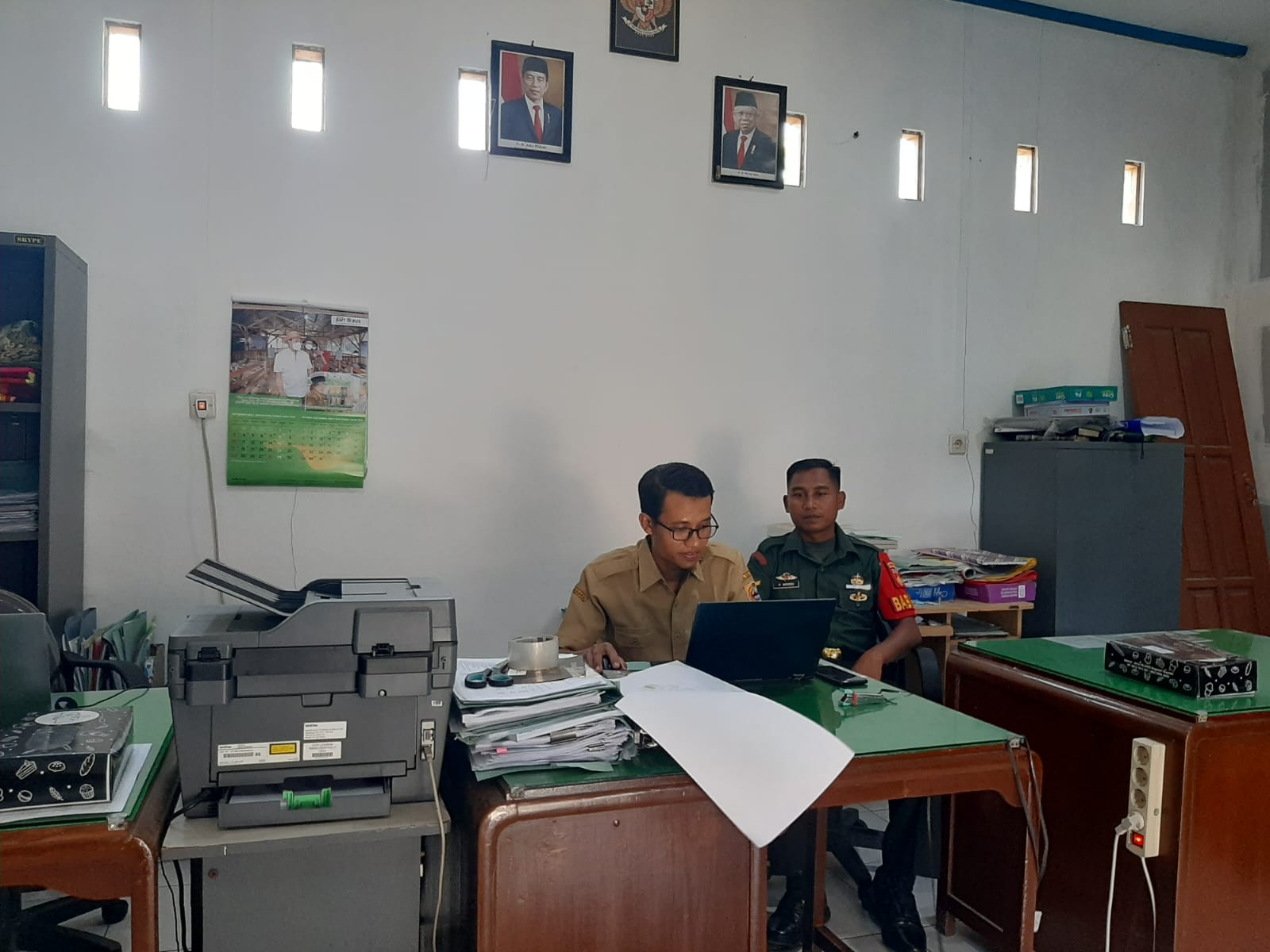 Ribut  Aktif, Lakukan Pembaharuan Data Warga di Kantor Desa