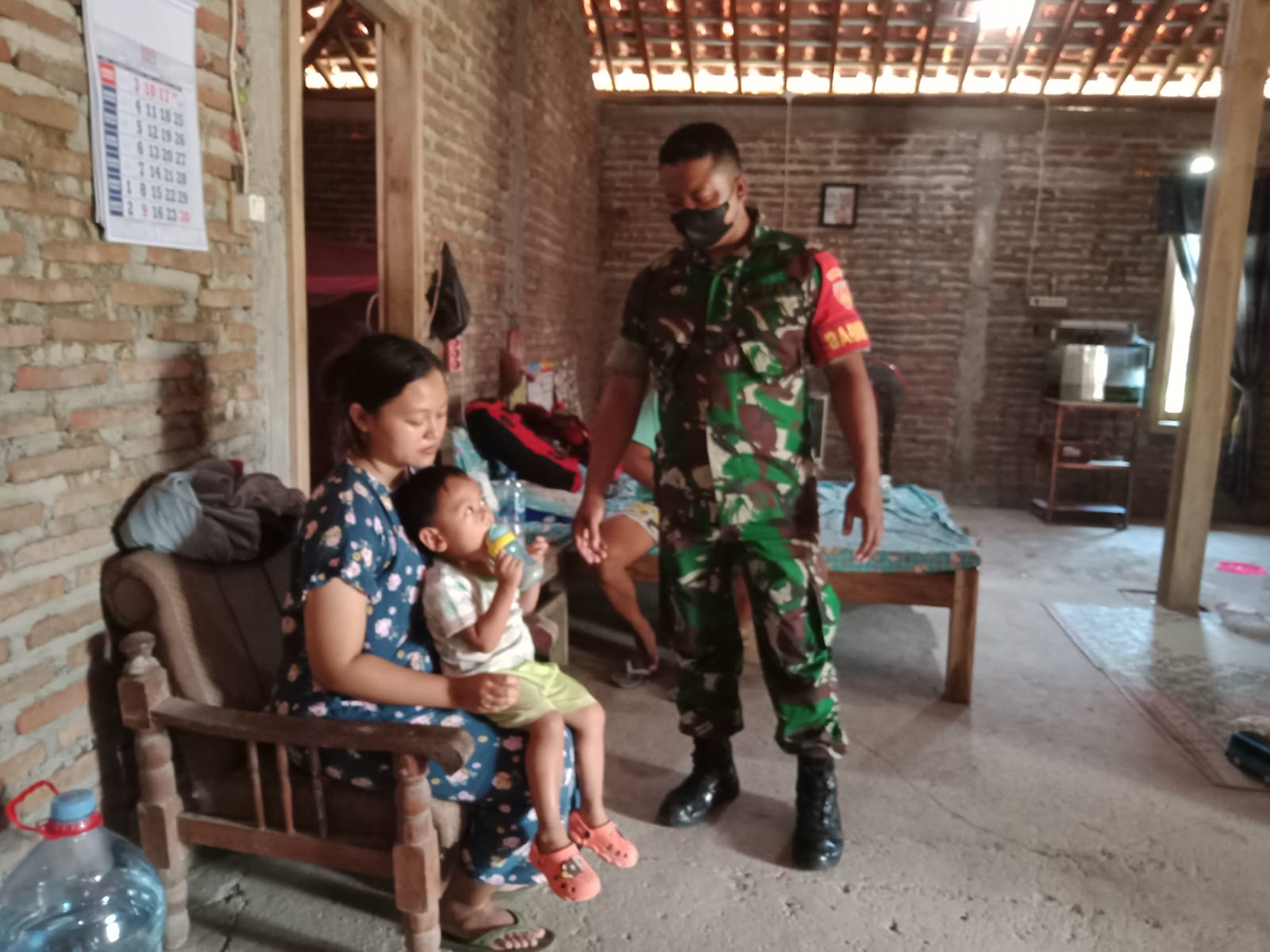 Babinsa Gilirejo Turun Langsung ke Wilayah, Cari Data Balita Stunting Untuk Dukung Program Gizi