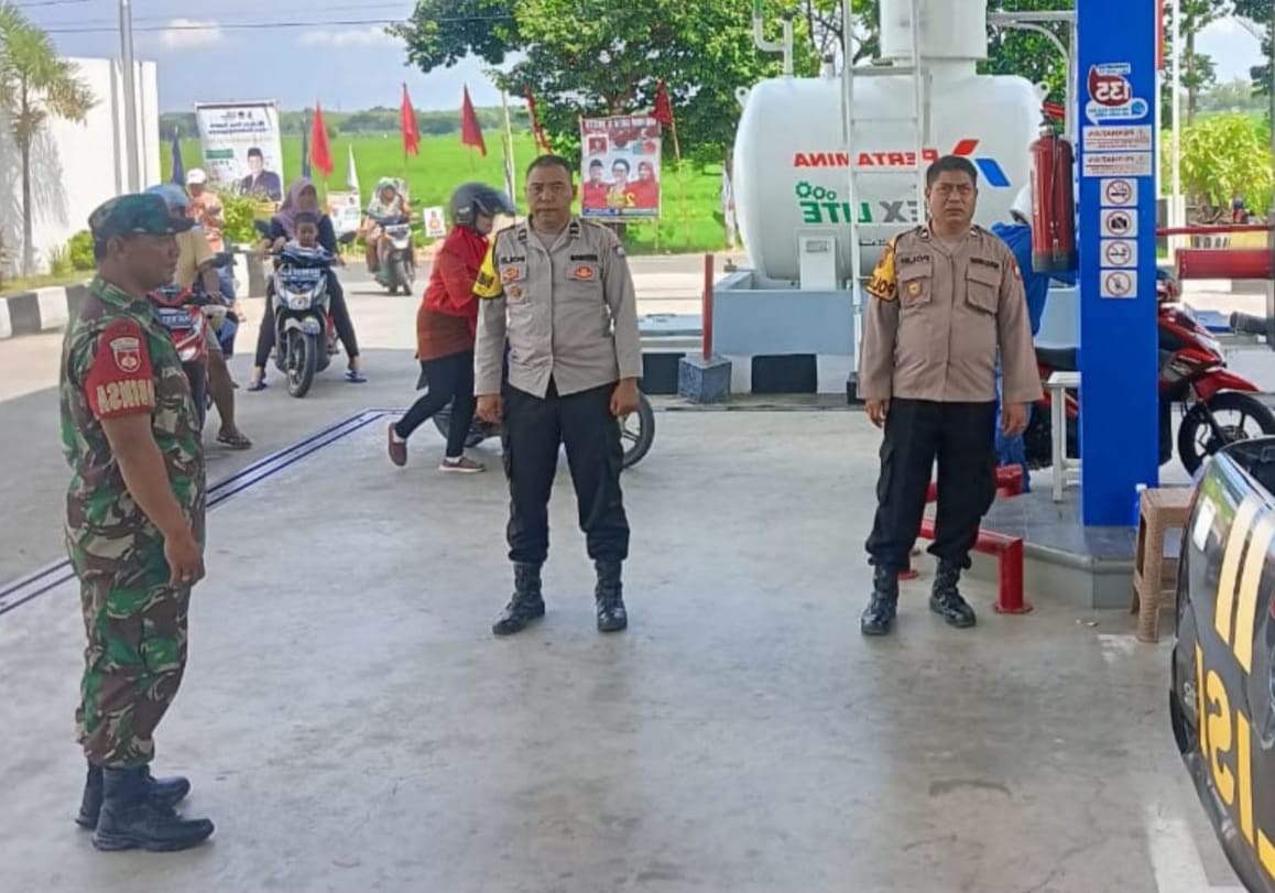 Koramil Gondang  Patroli di Tempat Keramaian, Jaga Keamanan dan Ketertiban Masyarakat