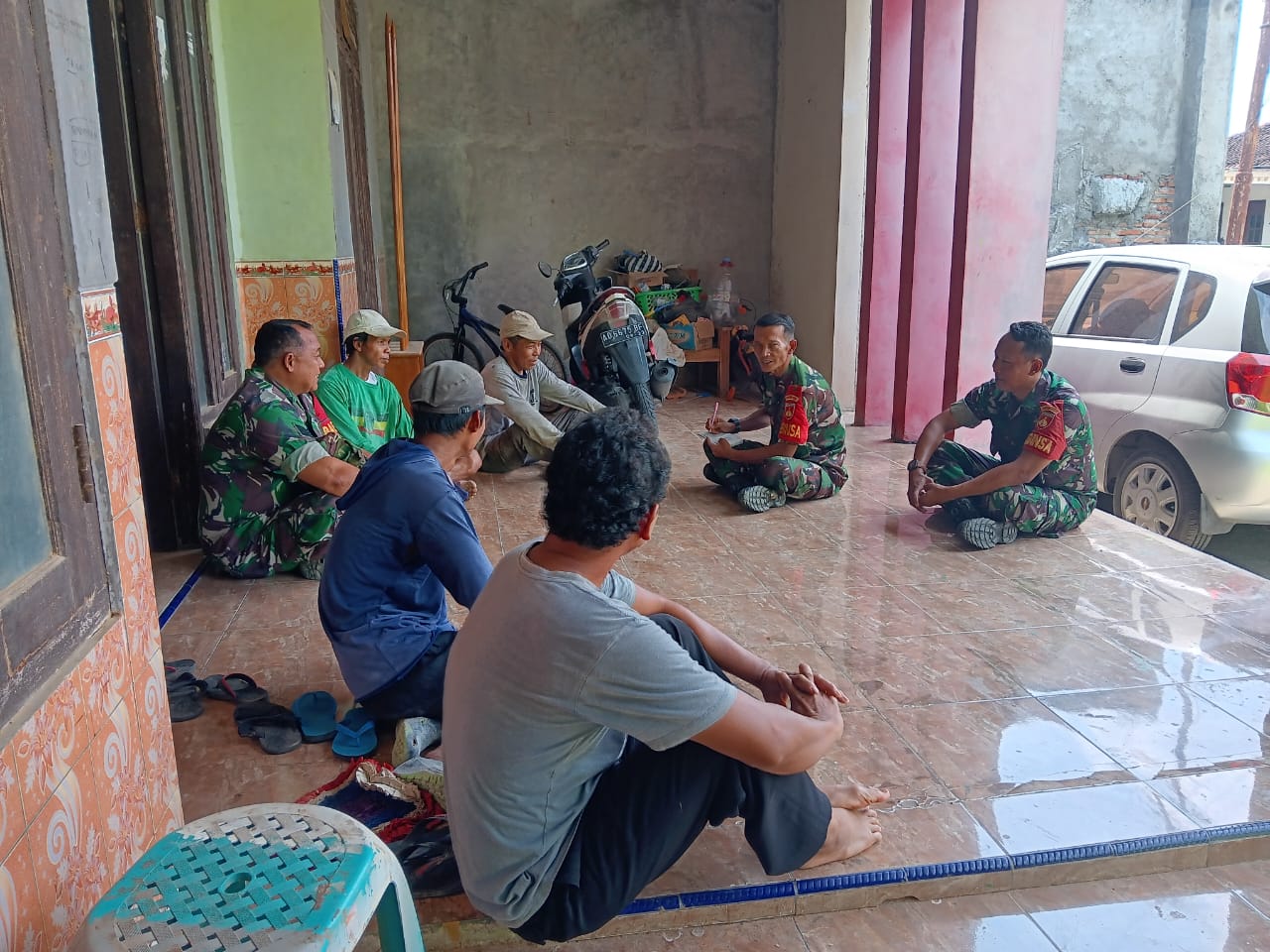 Babinsa Menjadi  Jembatan Komunikasi yang Kuat antara Keluarga Besar Tentara dan TNI