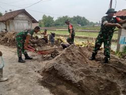 Juhari  Berperan Aktif Dalam Pembangunan Talud Irigasi