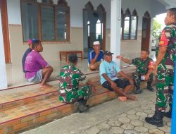 Bangun Kedekatan Babinsa Komsos Dengan Masyarakat Pelemgadung