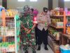 Jelang Natal, Babinsa dan Petugas Lakukan Sidak Makanan Kadaluarsa