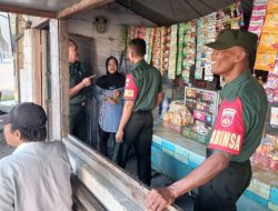 Babinsa Lakukan Pengecekan Harga dan Persediaan Sembako Babinsa Lakukan Pengecekan Harga dan Persediaan Sembako