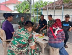 Babinsa Selalu Menanggapi Keluh Kesah Warga Melalui Komsos Babinsa Selalu Menanggapi Keluh Kesah Warga Melalui Komsos
