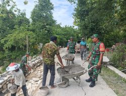 Warga dan Babinsa Tanggan Gotong Royong Dalam Pembagunan Talud Warga dan Babinsa Tanggan Gotong Royong Dalam Pembagunan Talud