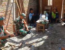 Babinsa Himbau Warga Jaga Keamanan Saat Bekerja