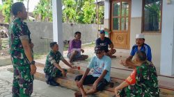 Babinsa Aktif Lakukan Komsos Keliling Wilayah, Pantau Situasi Kamtibmas