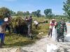 Babinsa Ikut Panen Raya, Wujudkan Nyata Dukungan TNI