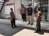 Babinsa dan Bhabinkamtibmas,  Sinergitas Jaga Keamanan dan Ketertiban di Wilayah Ramai